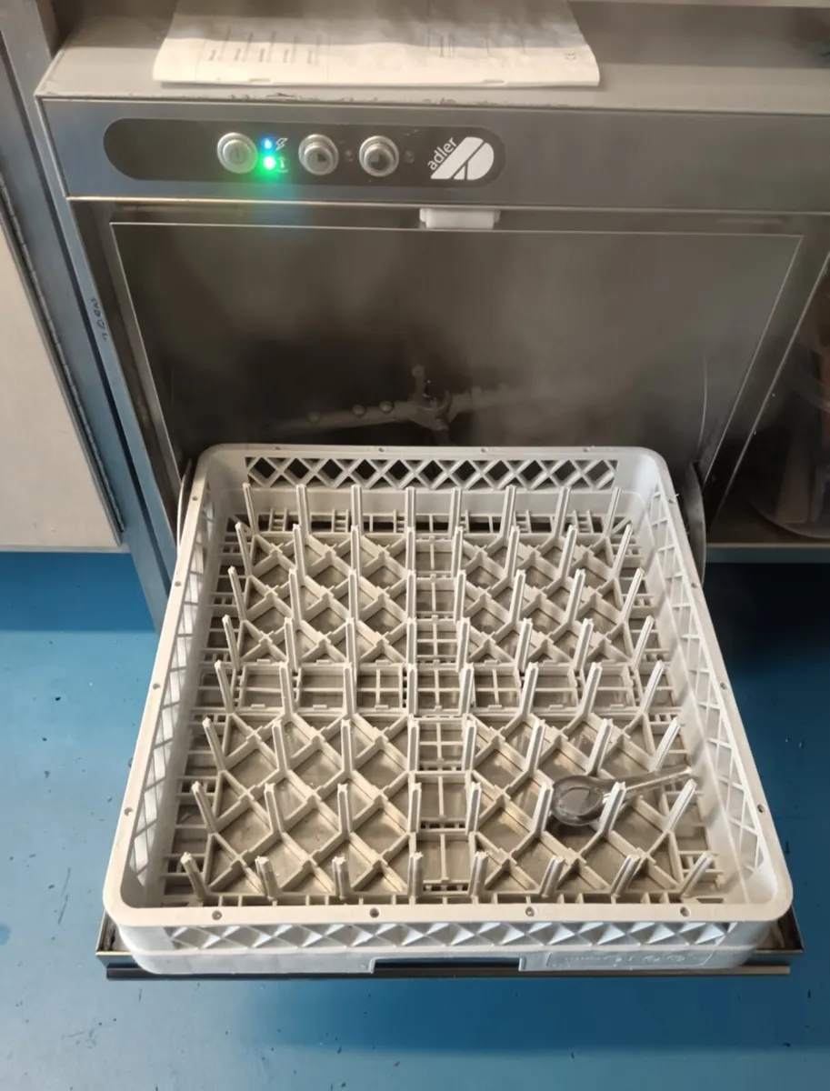 Adler Commercial Dishwasher - Image 3
