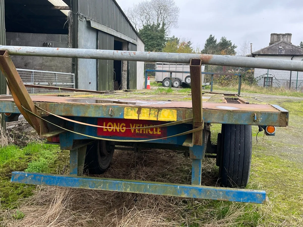 Bale trailer - Image 2