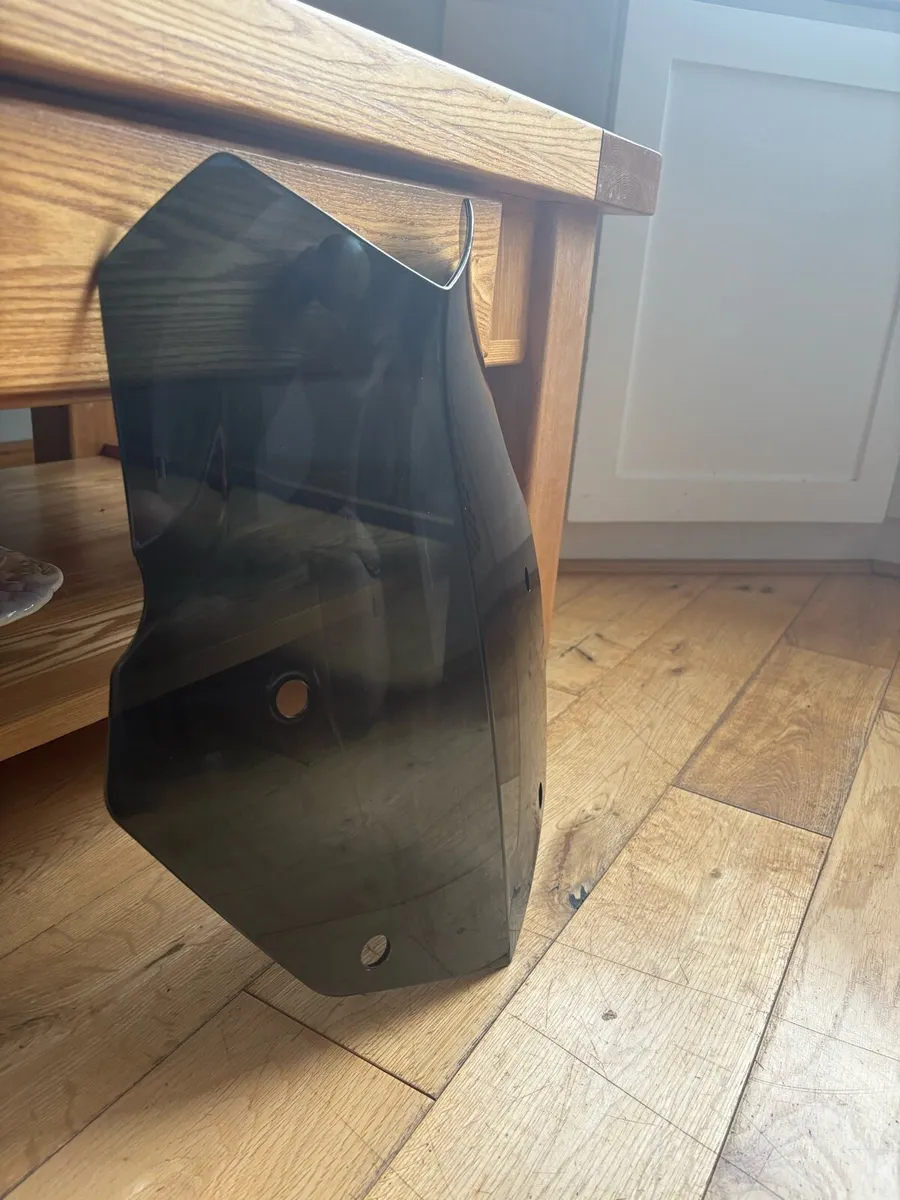 BMW windshield (Tinted) R1200GS - Image 1