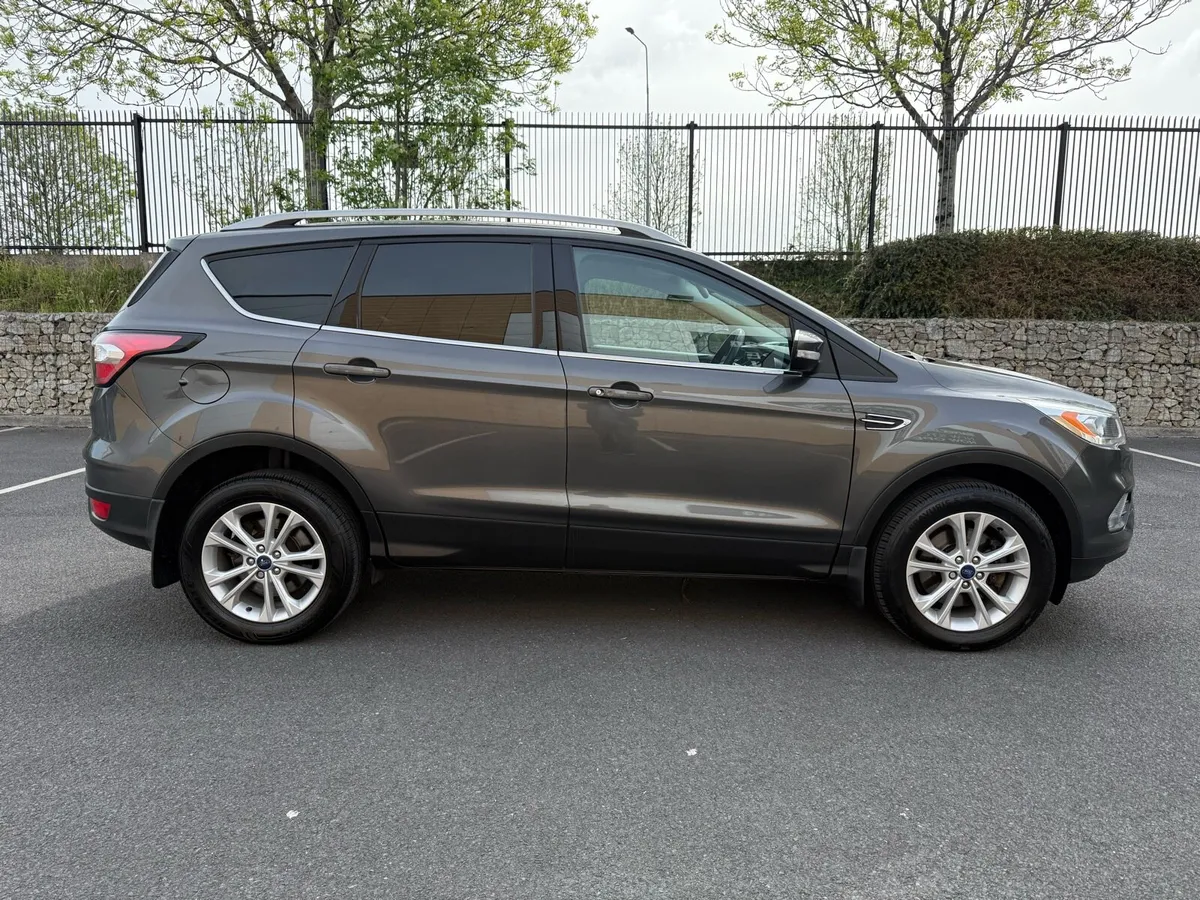 Ford Kuga 1.5 TDCi Titanium (New NCT 01-27) - Image 4