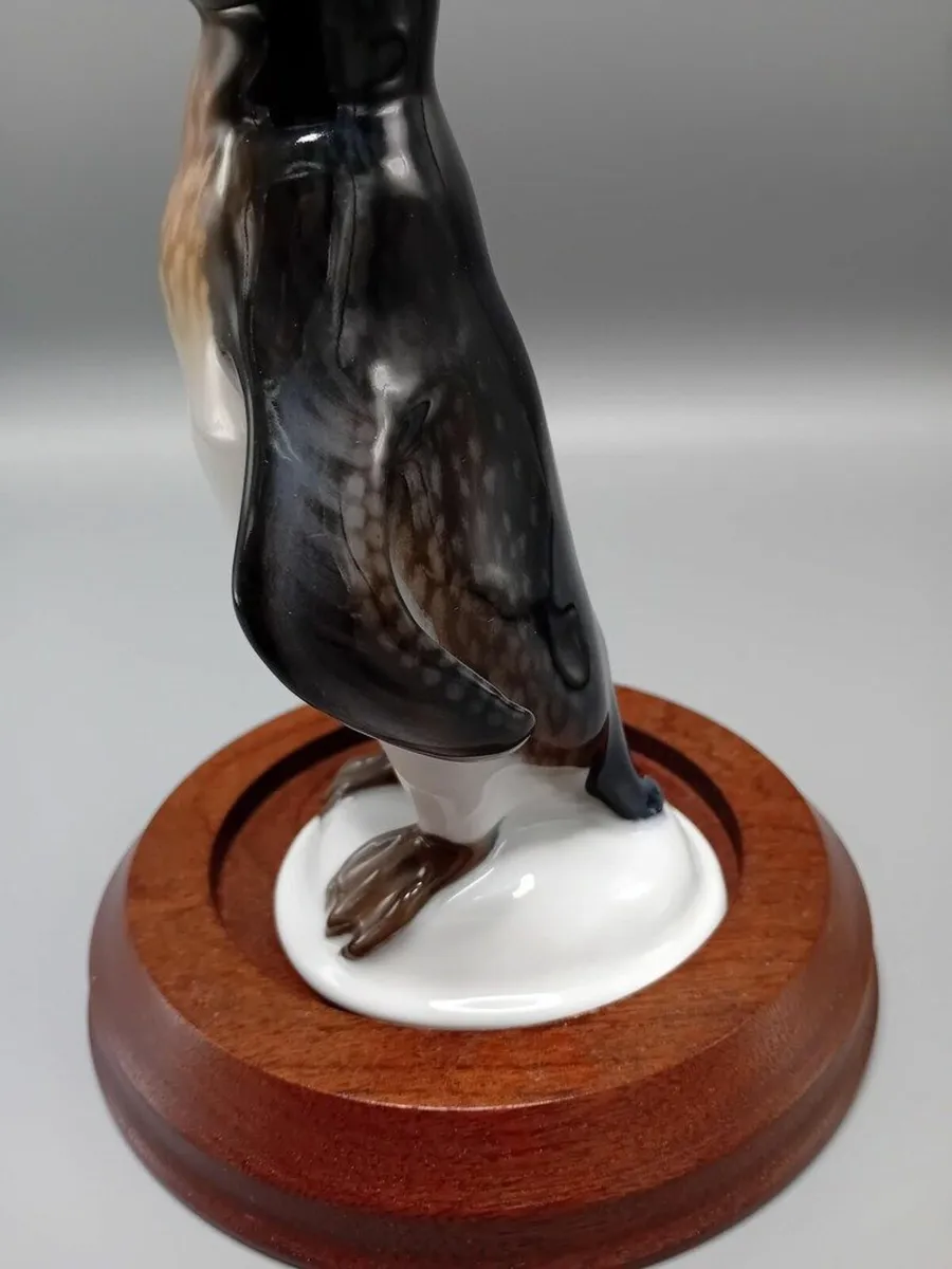 Rare Porcelain Rosenthal Artic Penguin figure - Image 2