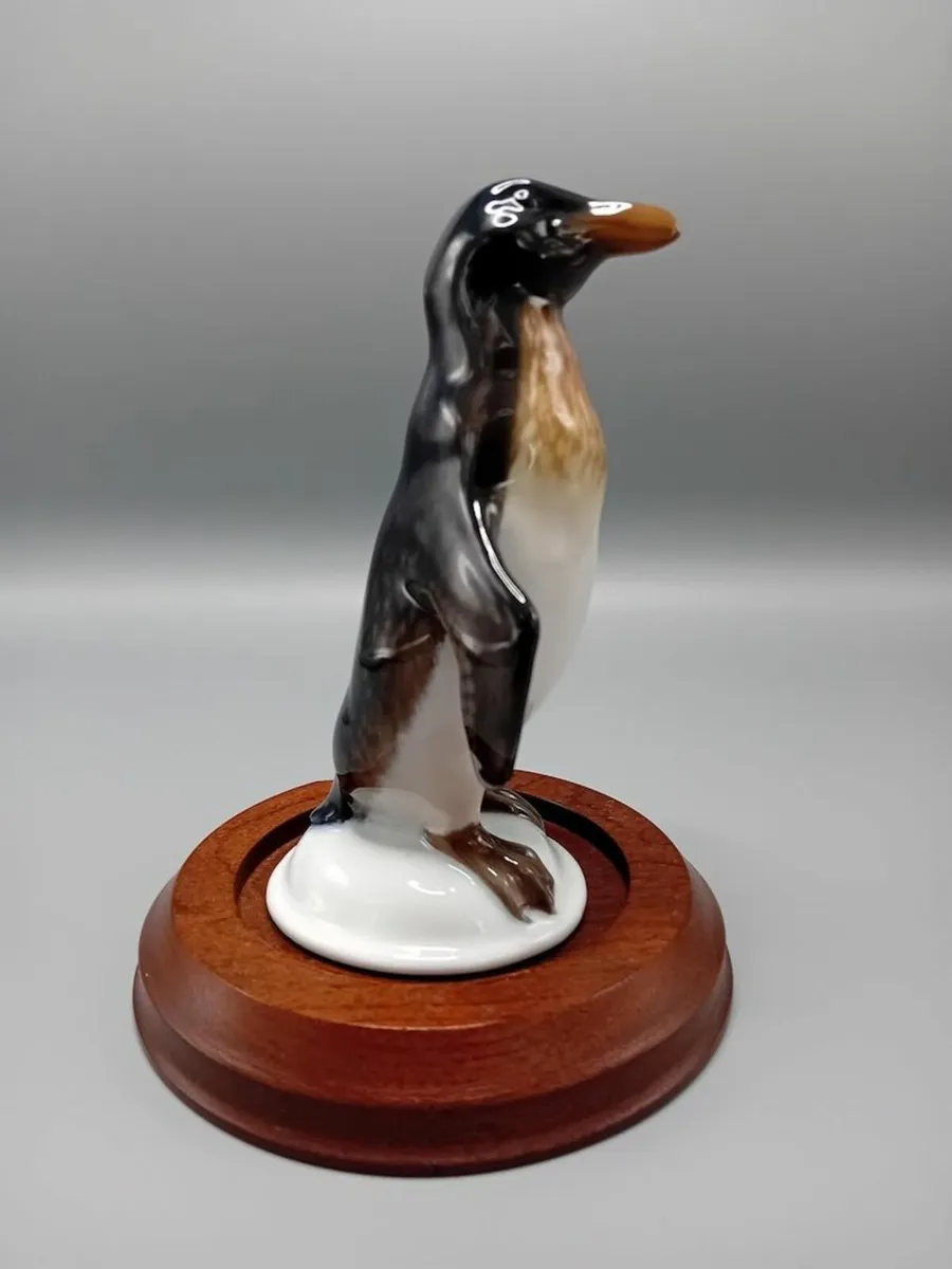 Rare Porcelain Rosenthal Artic Penguin figure - Image 3