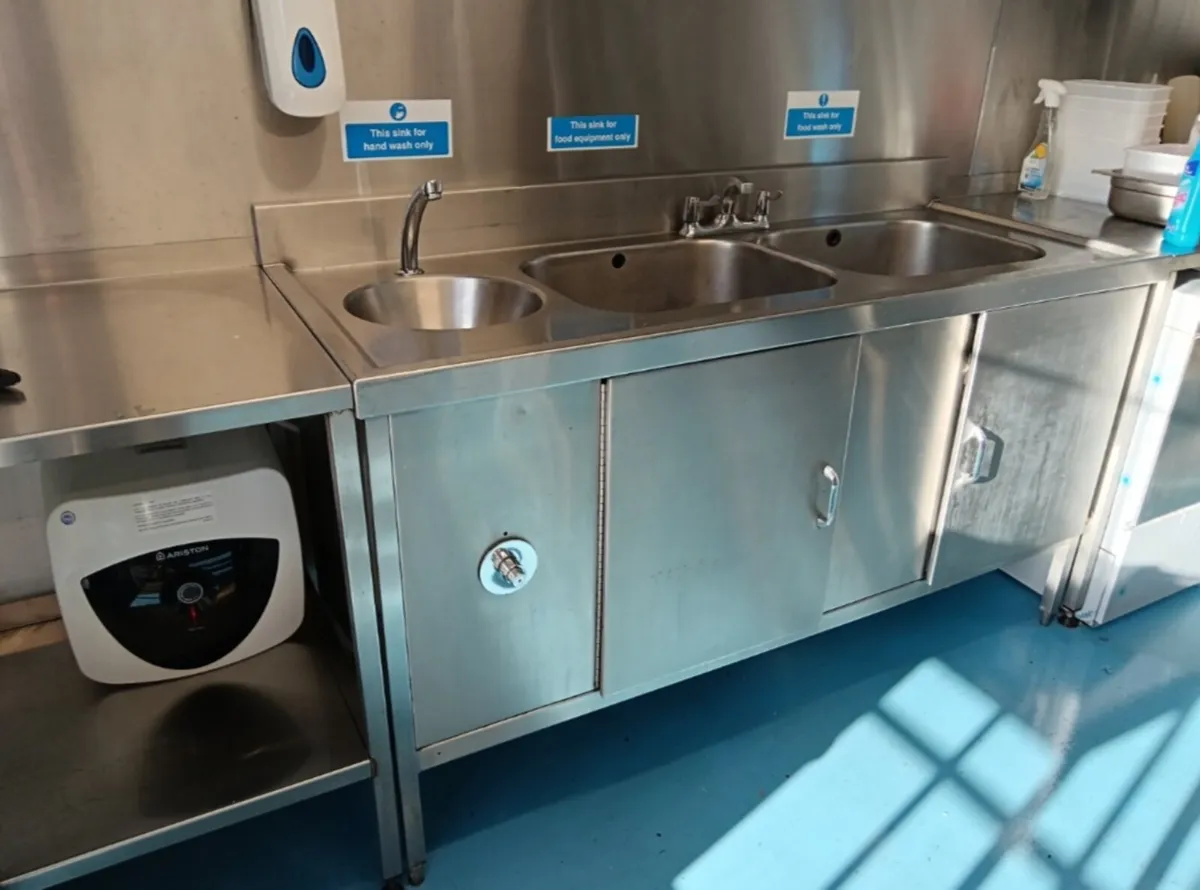 Commercial Stainless Steel Sink Unit - Image 1
