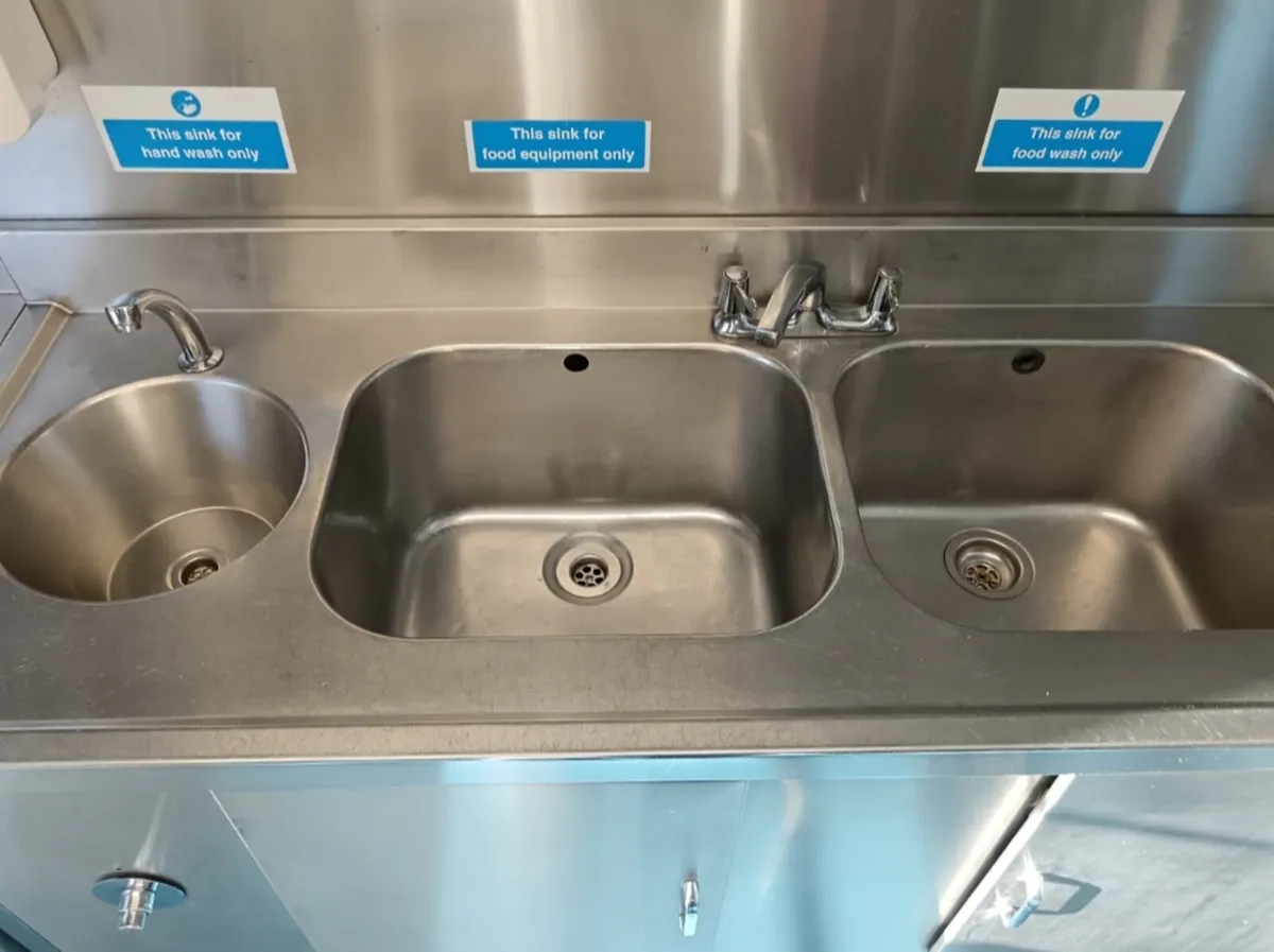 Commercial Stainless Steel Sink Unit - Image 4