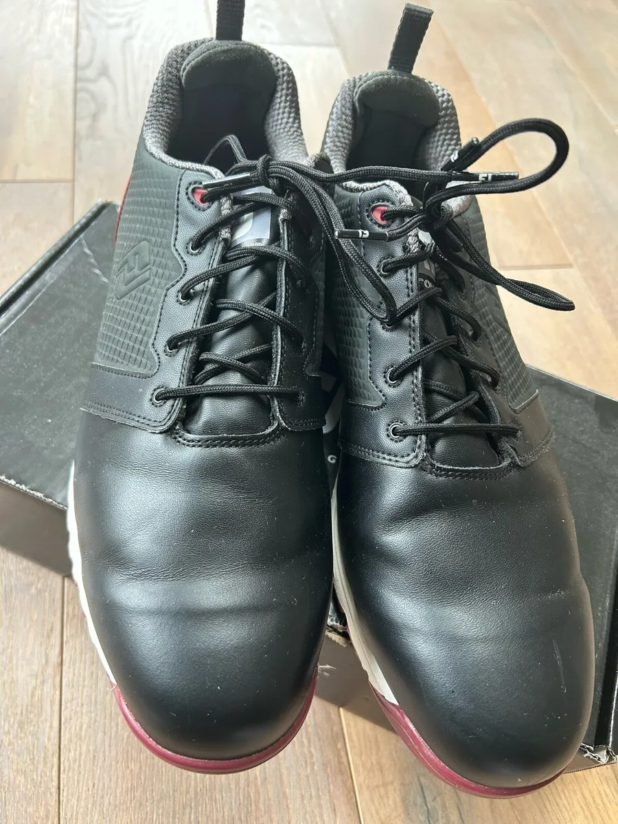Golf shoes - Image 2