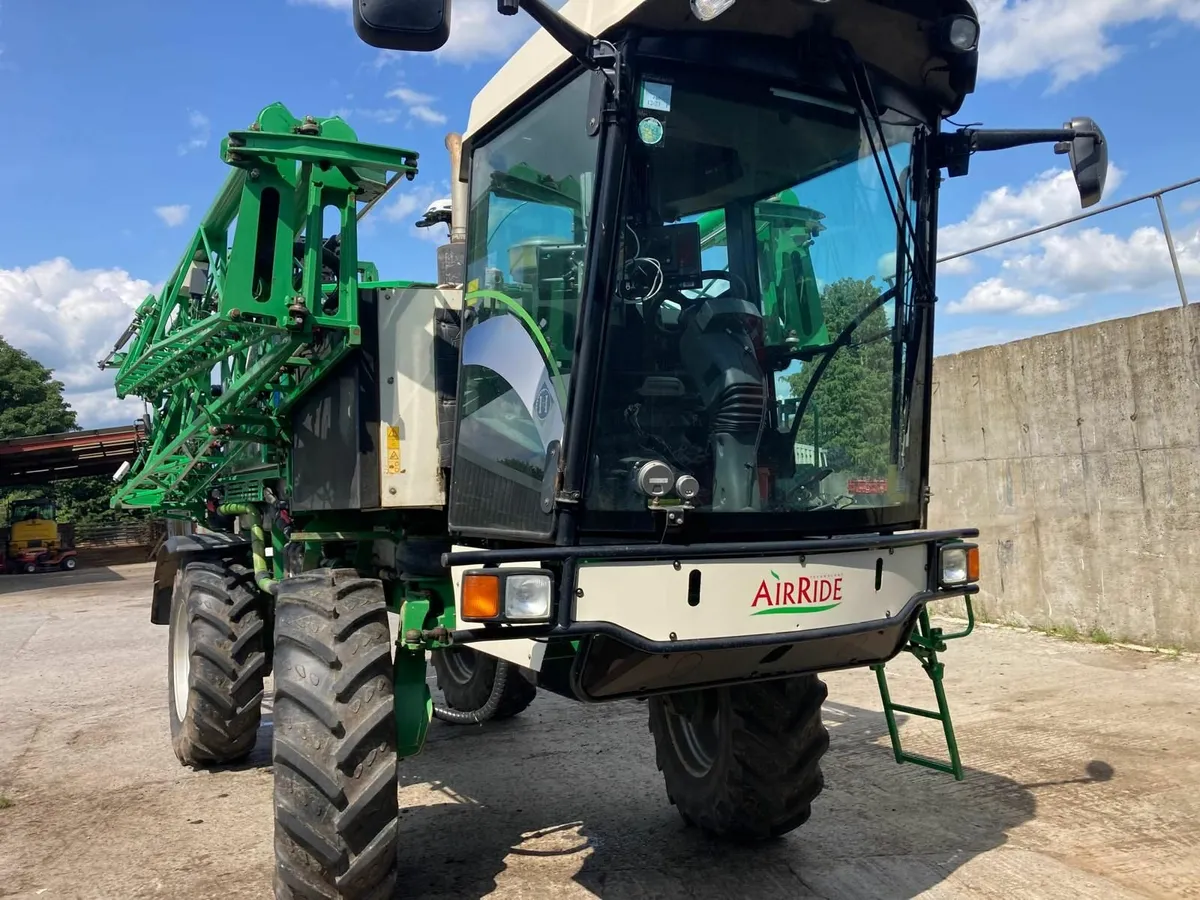 2011 HOUSEHAM Sprayer - Image 1
