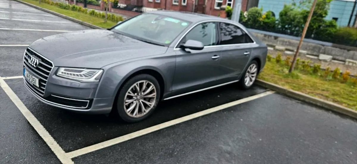 Audi A8L long wheel base - Image 3