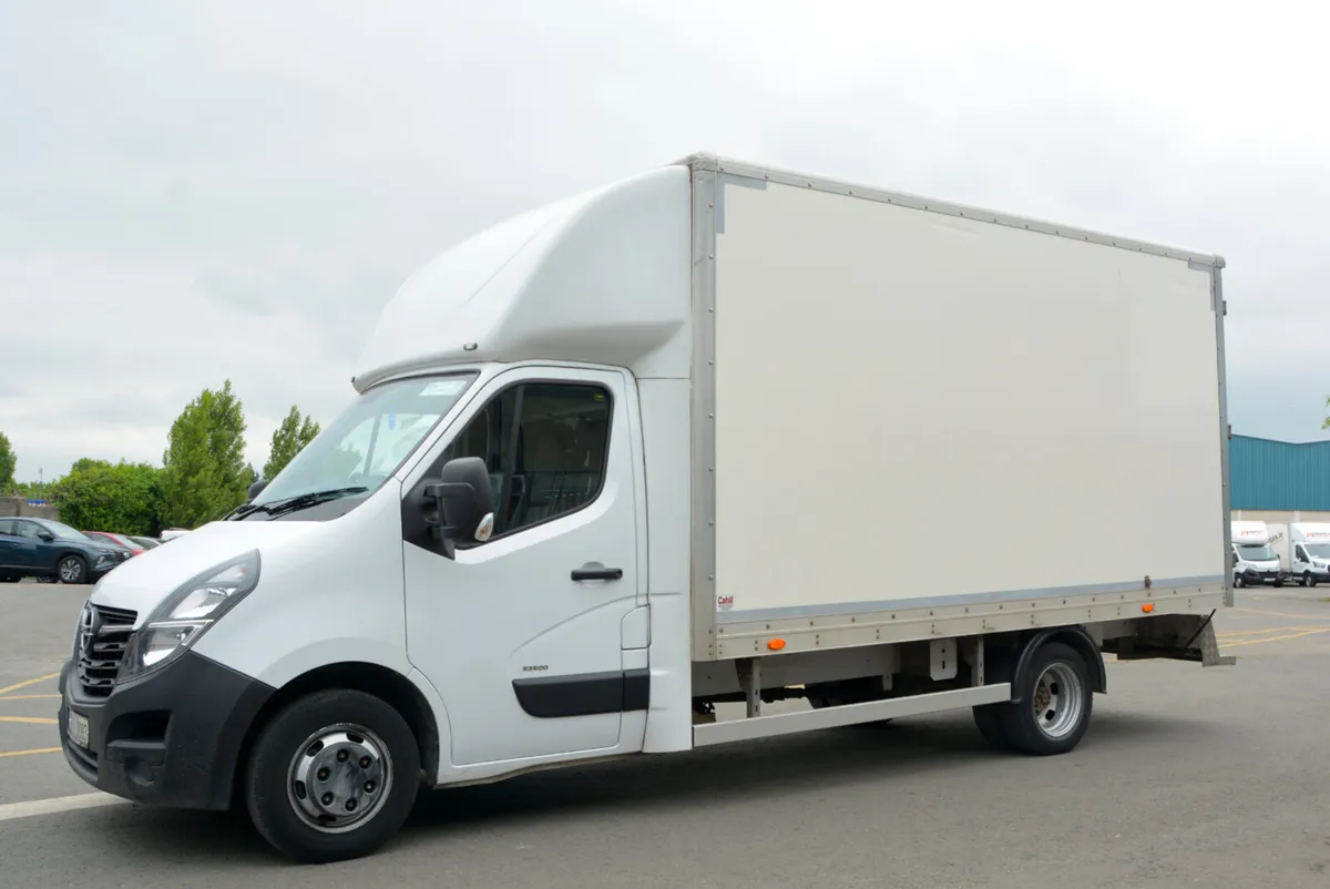 Opel Movano Twin Wheel Luton - ex Furniture store - Image 1