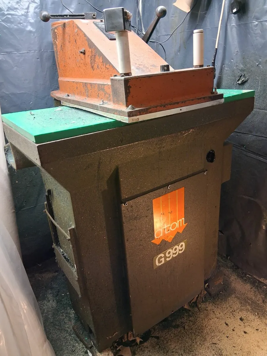 Cutting press machine - Image 1