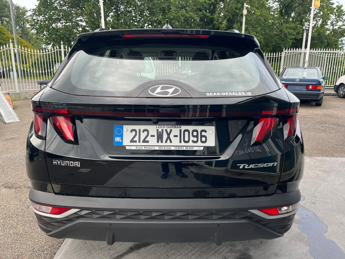 212 Hyundai Tuscon Executive - Image 3