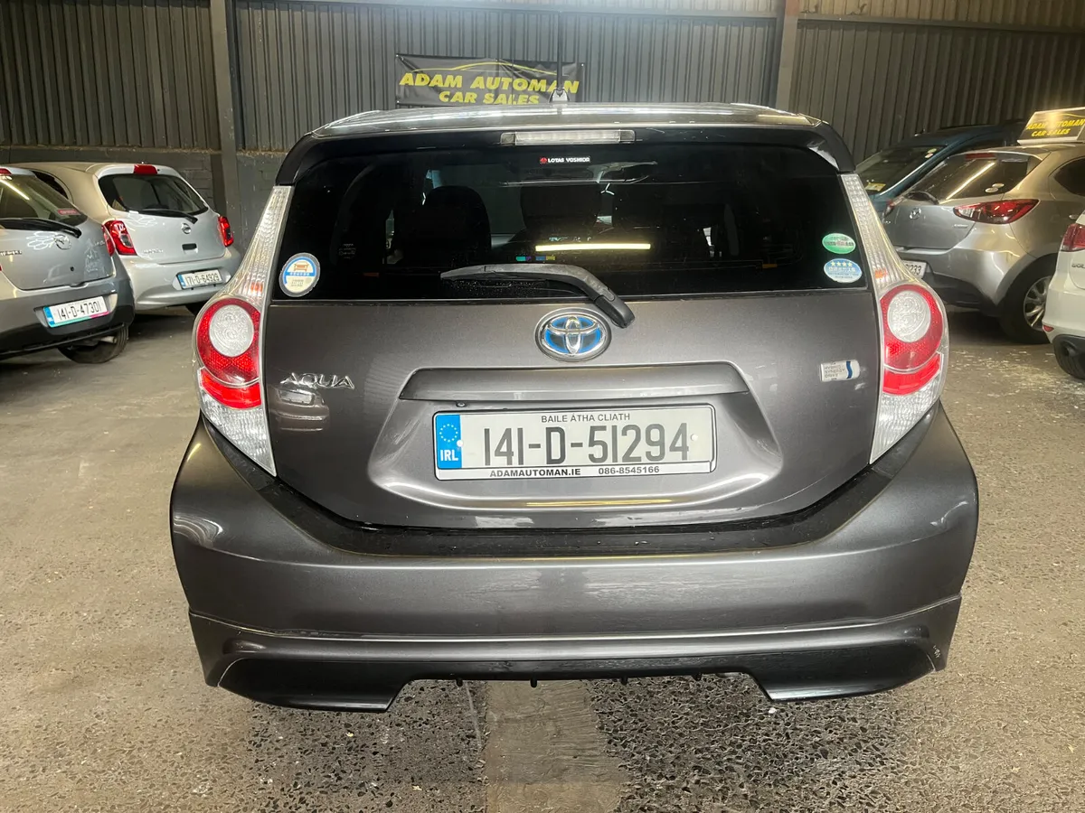 Toyota Aqua hybrid 2014 - Image 4