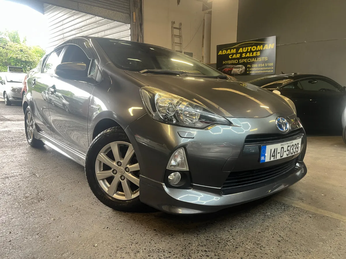Toyota Aqua hybrid 2014 - Image 1