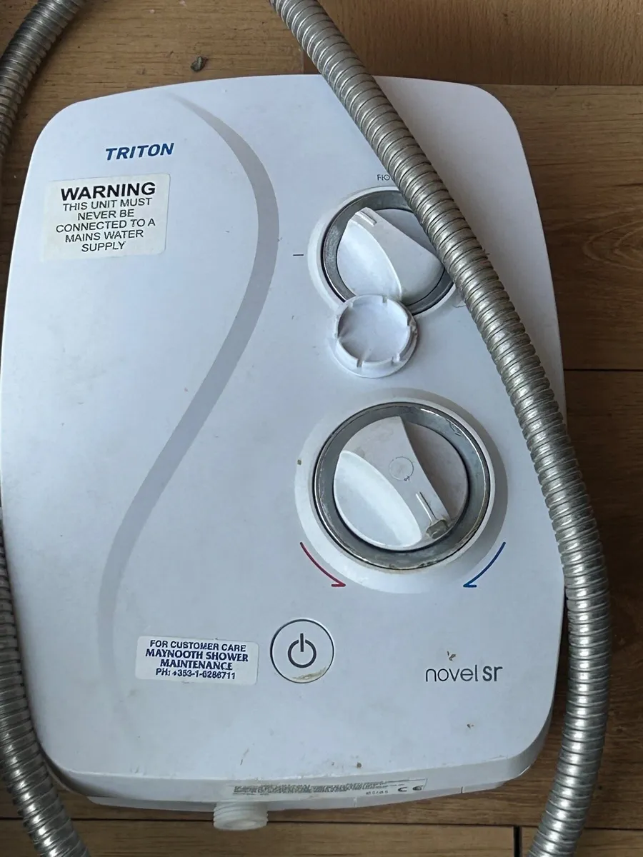Pump shower