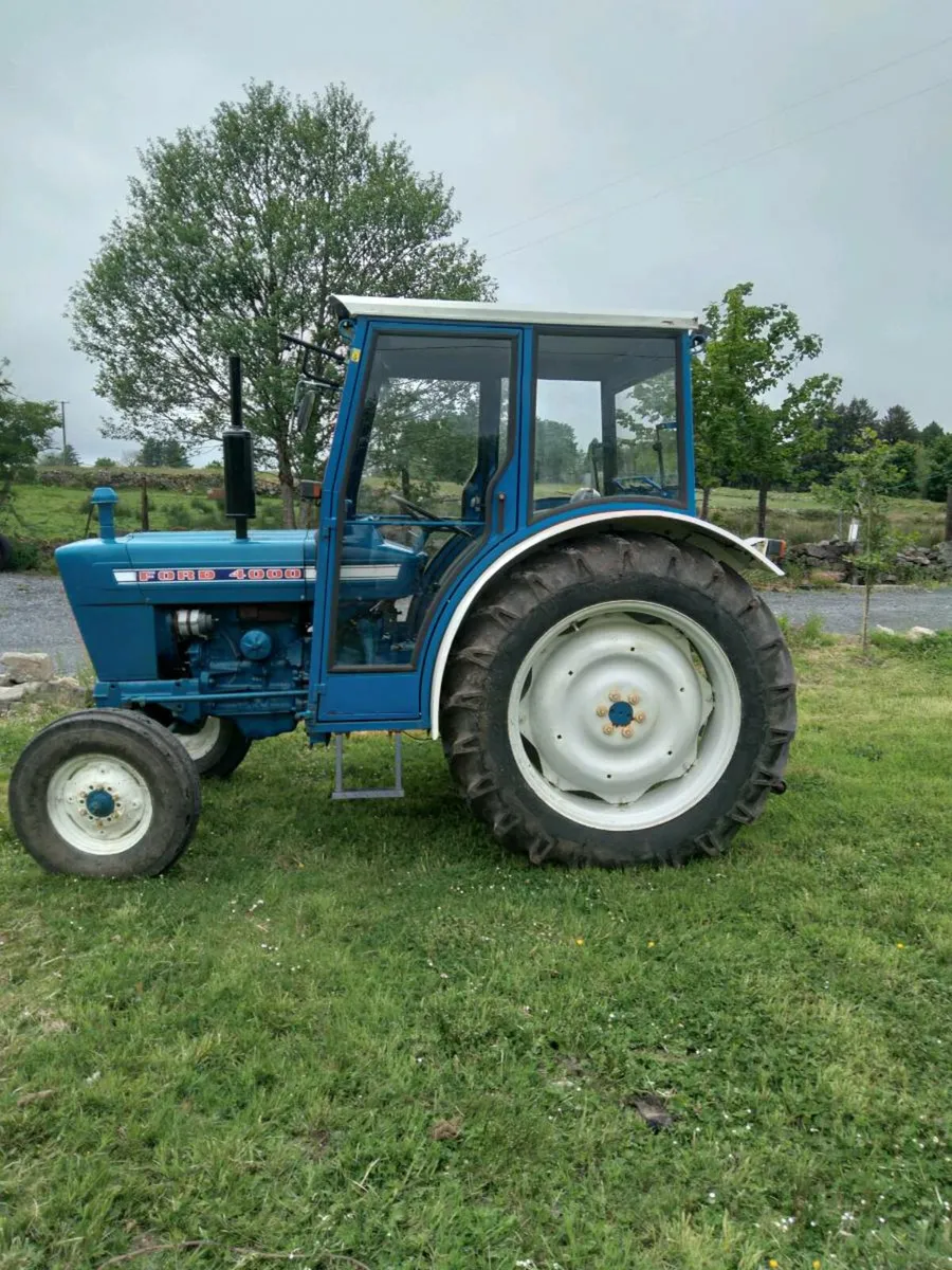 Vintage Ford 4000 - Image 1