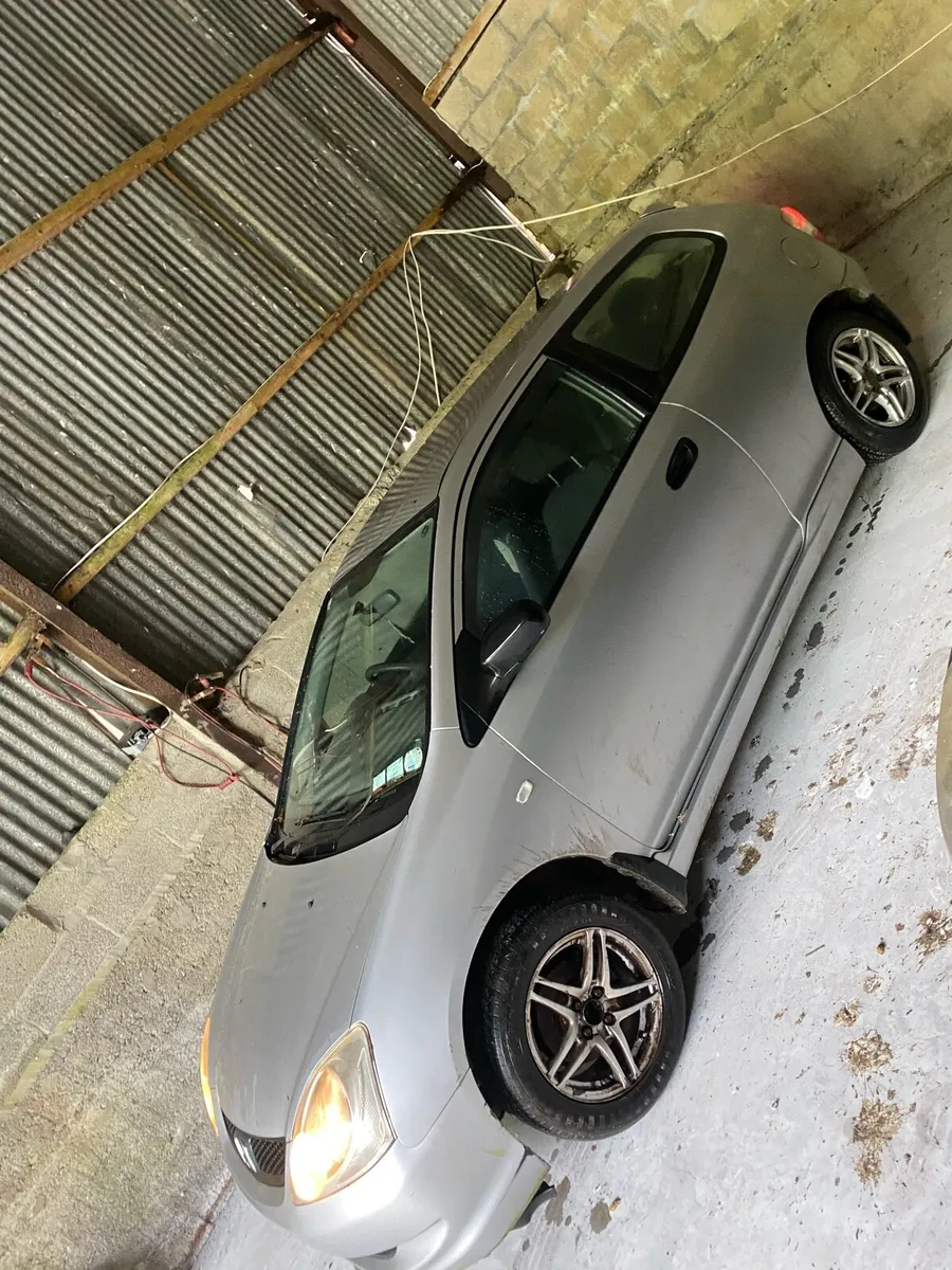Honda civic - Image 1