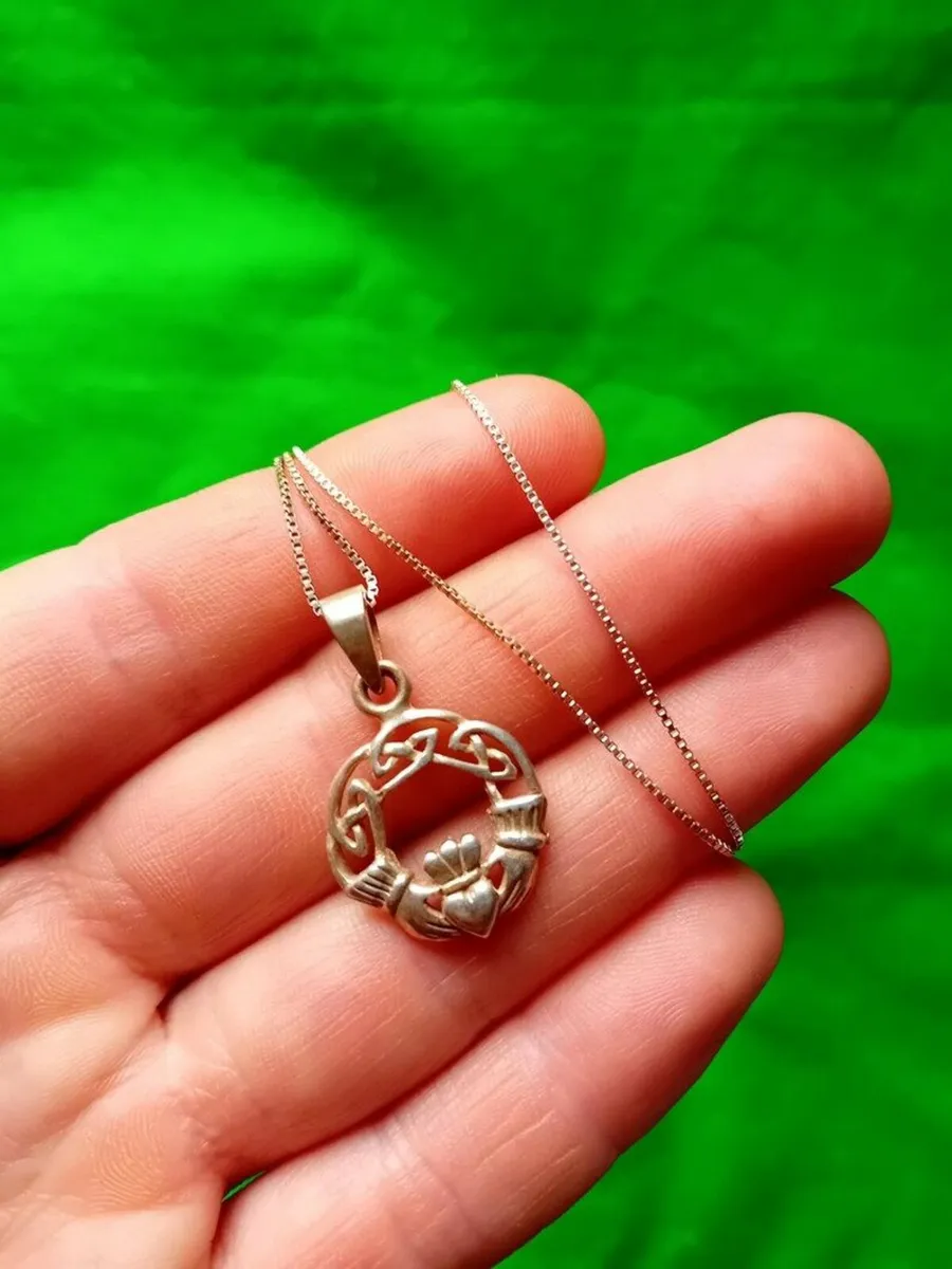 Vintage Irish Fully Hallmarked Silver Claddagh pen - Image 2