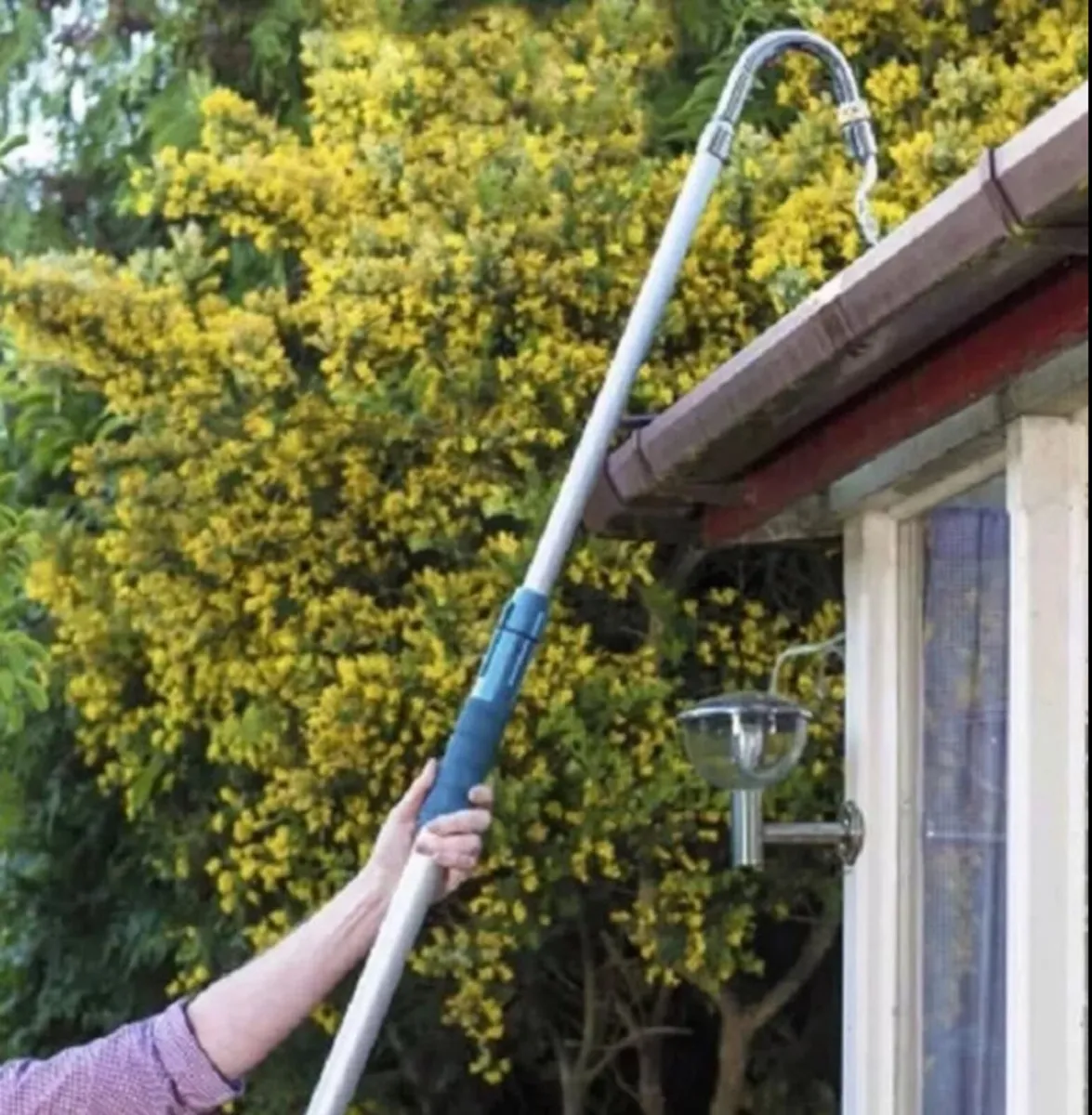 Telescopic Extendable Gutter Cleaner Hose 174mm - Image 1