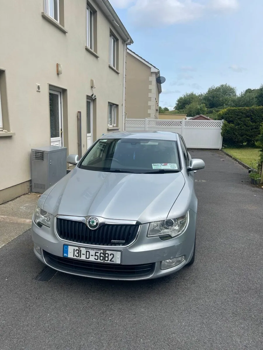 Skoda Superb 2013 ACTIVE GL 1.6TDI 105HP - Image 1