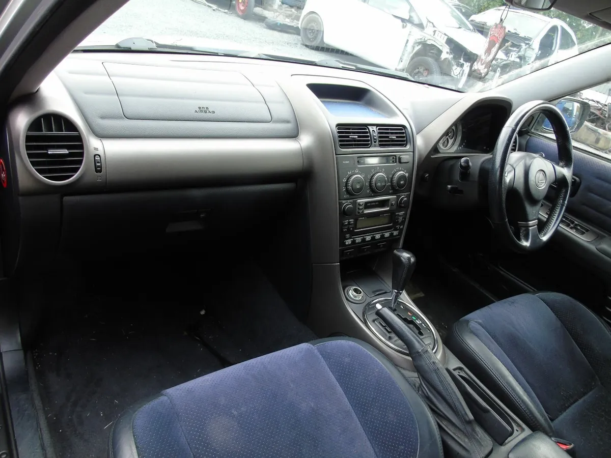 lexus is200'S & altezza breaking - Image 3