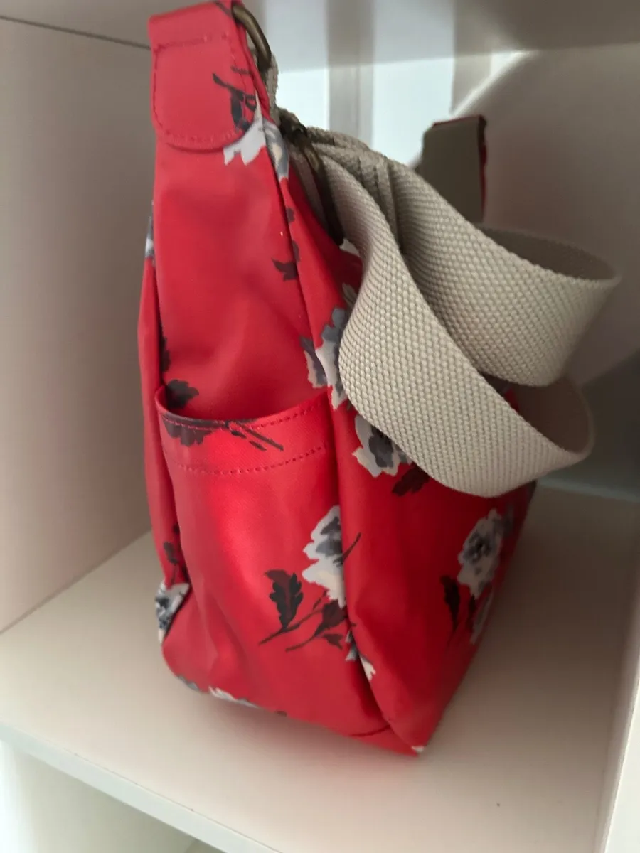 Cath Kidston Rose Themed Handbag - Image 3