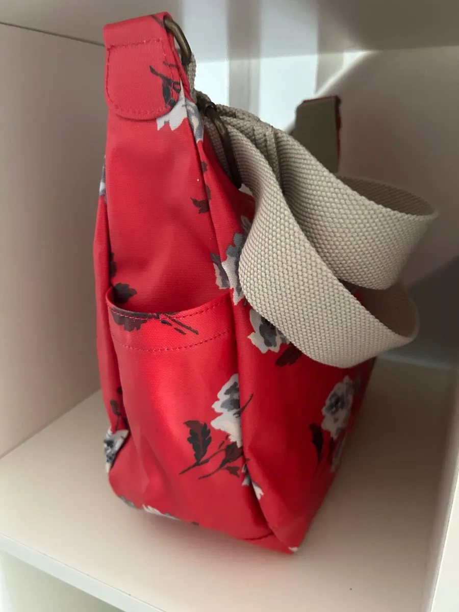 Cath Kidston Rose Themed Handbag - Image 4
