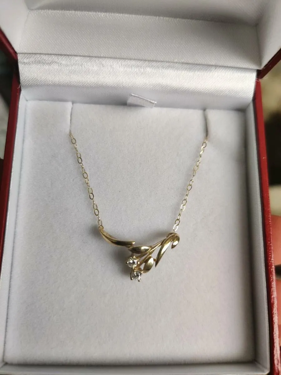 9 CT gold necklace - Image 1