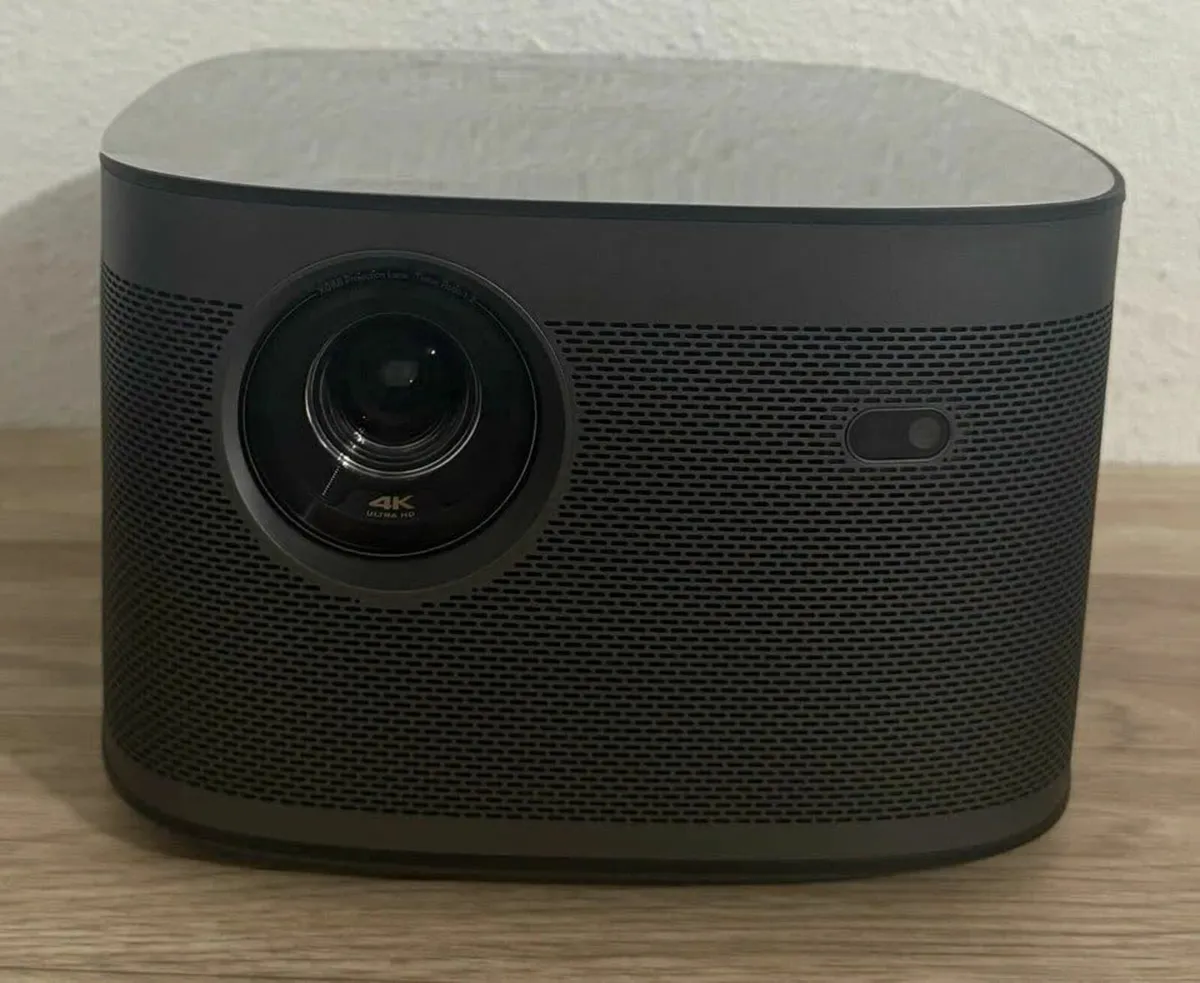 XGIMI HORIZON Pro 4K DLP Projector - Image 2