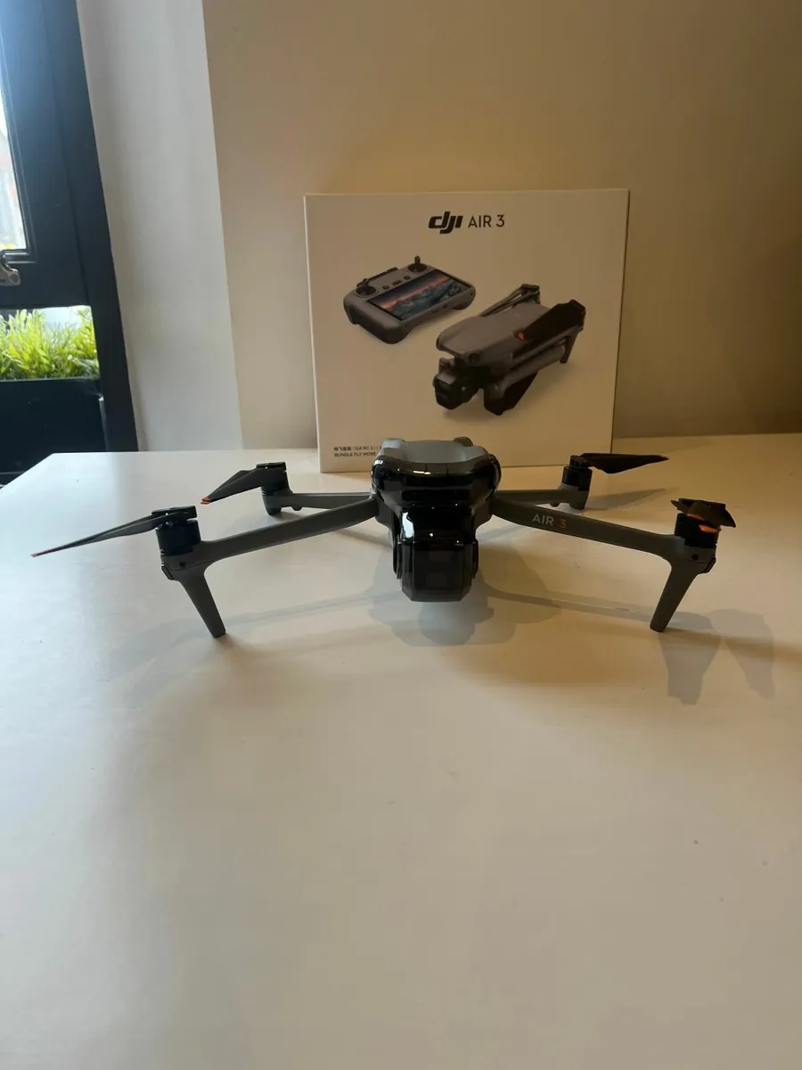 DJI Air 3 Fly More Combo  (DJI RC 2) - Image 3