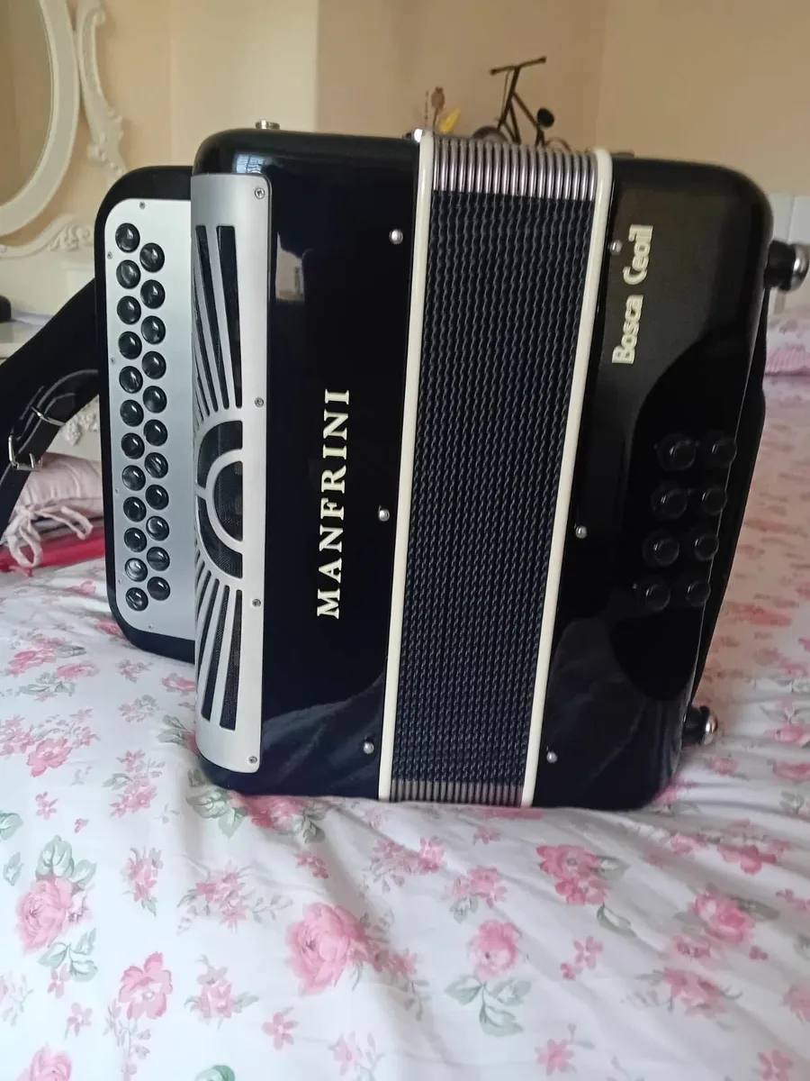 Manfrini Button Accordion - Image 1