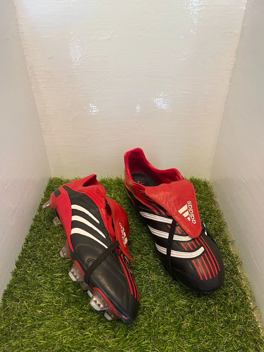 Adidas Predator Absolute SG Football Boots | UK 10 - Image 2