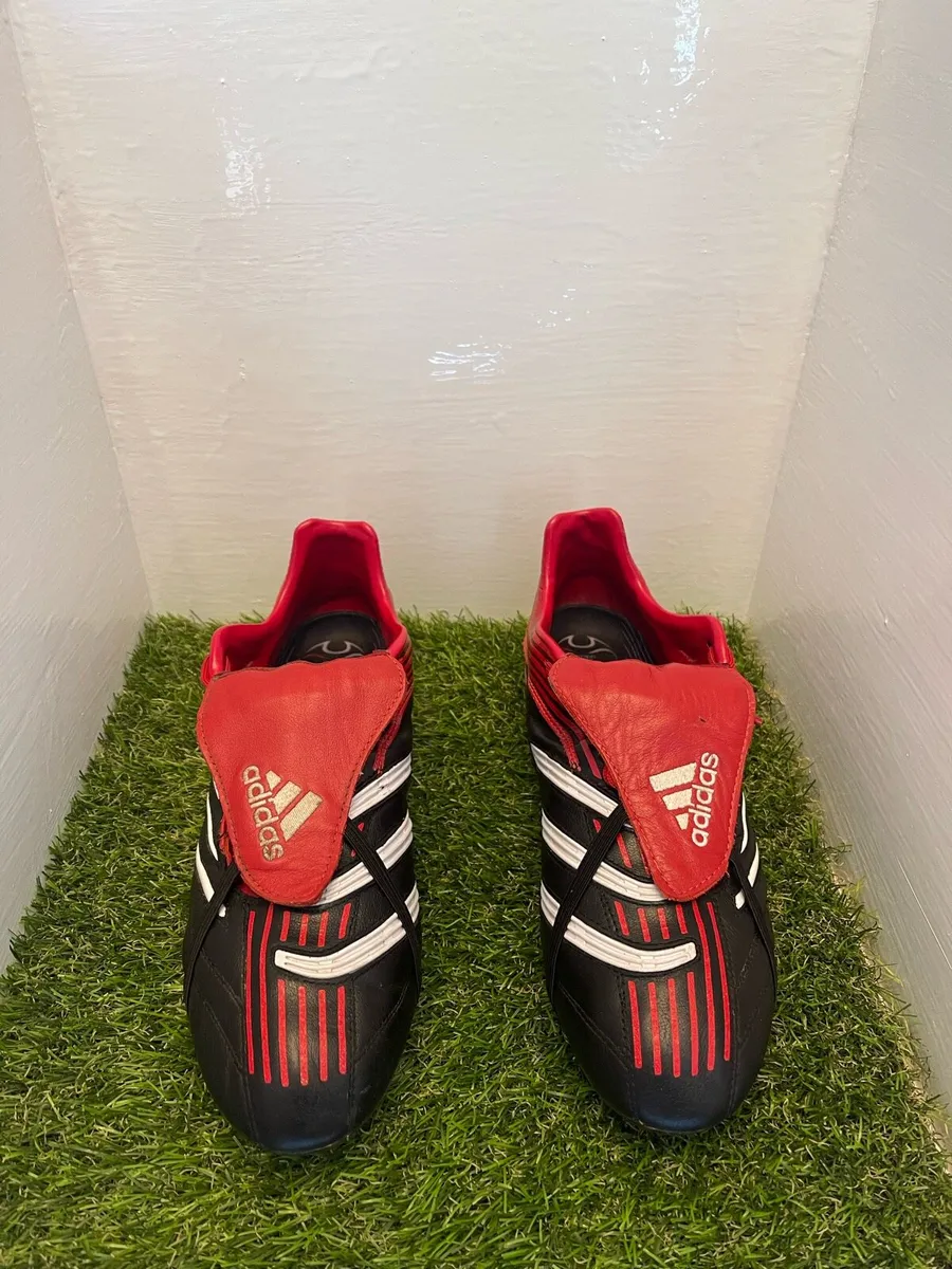 Adidas Predator Absolute SG Football Boots | UK 10 - Image 3