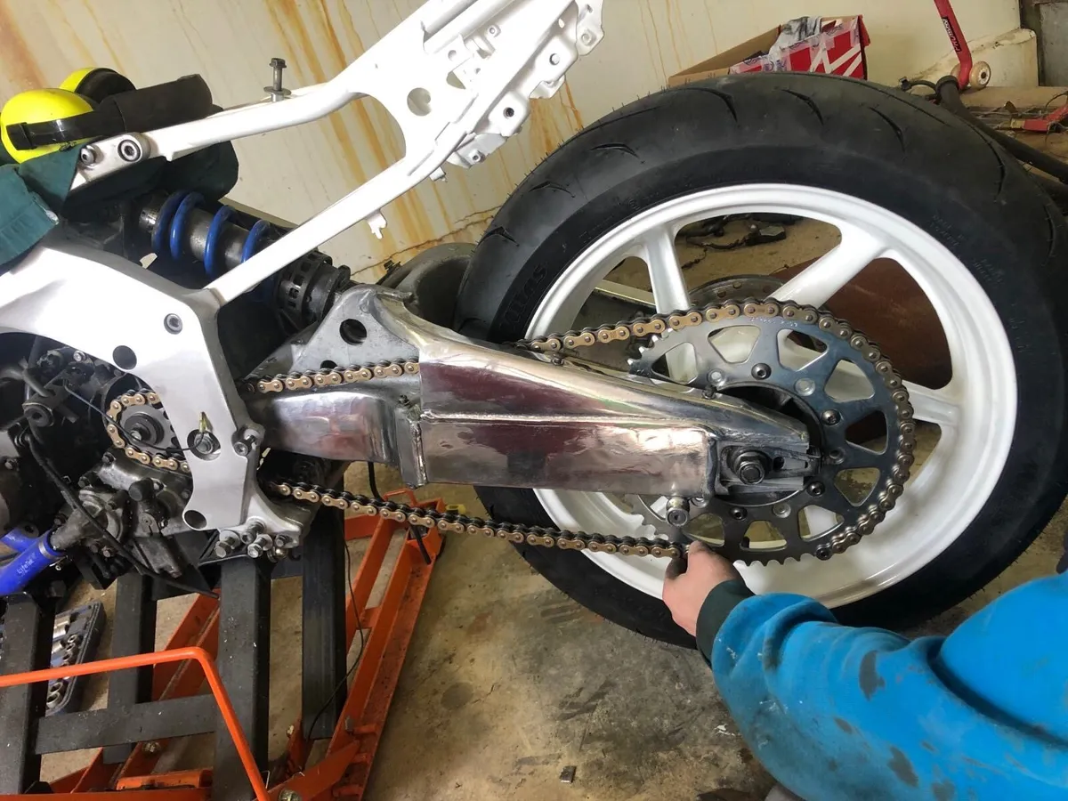 Honda CBR250RR MC22 - Image 3