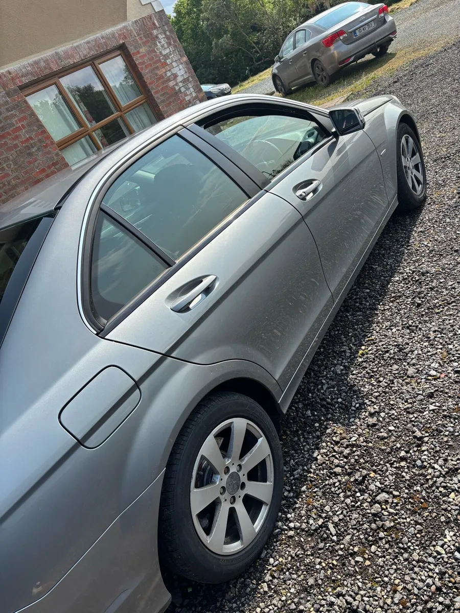 2012 Mercedes c class - Image 4