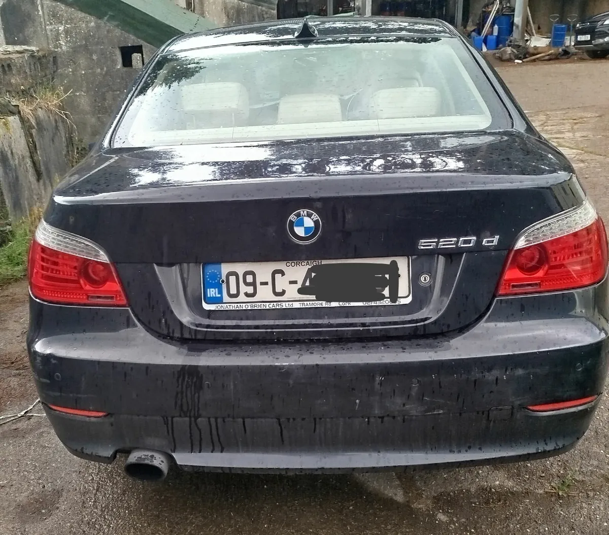 BMW 5-Series 2009 - Image 2
