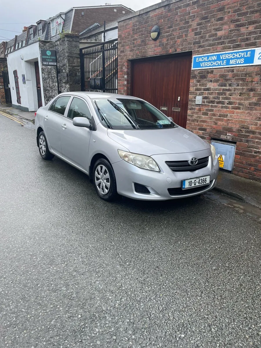 Toyota Corolla - Image 1