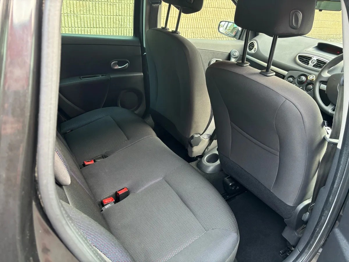 09 Renault Clio New Nct only 129kms - Image 2
