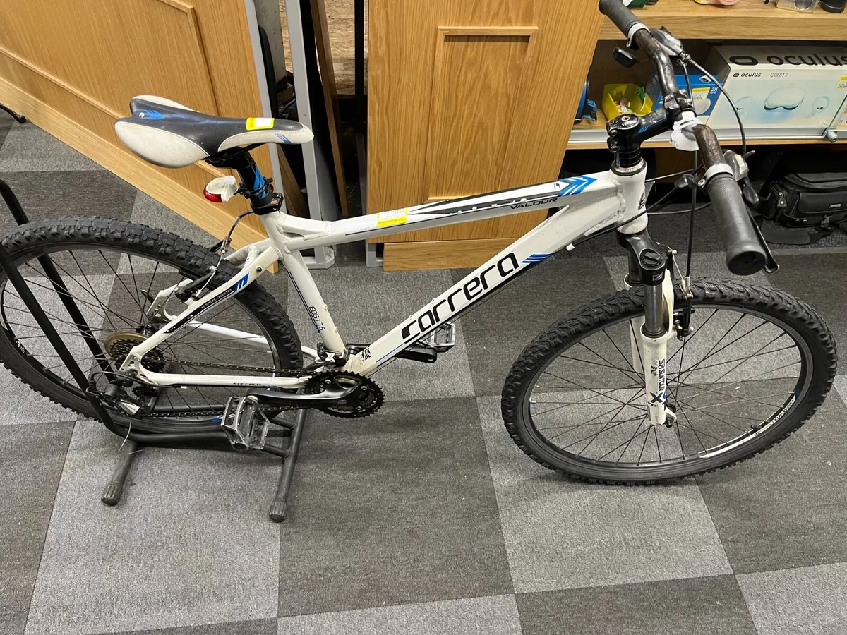 White Carrera Bike - Image 1