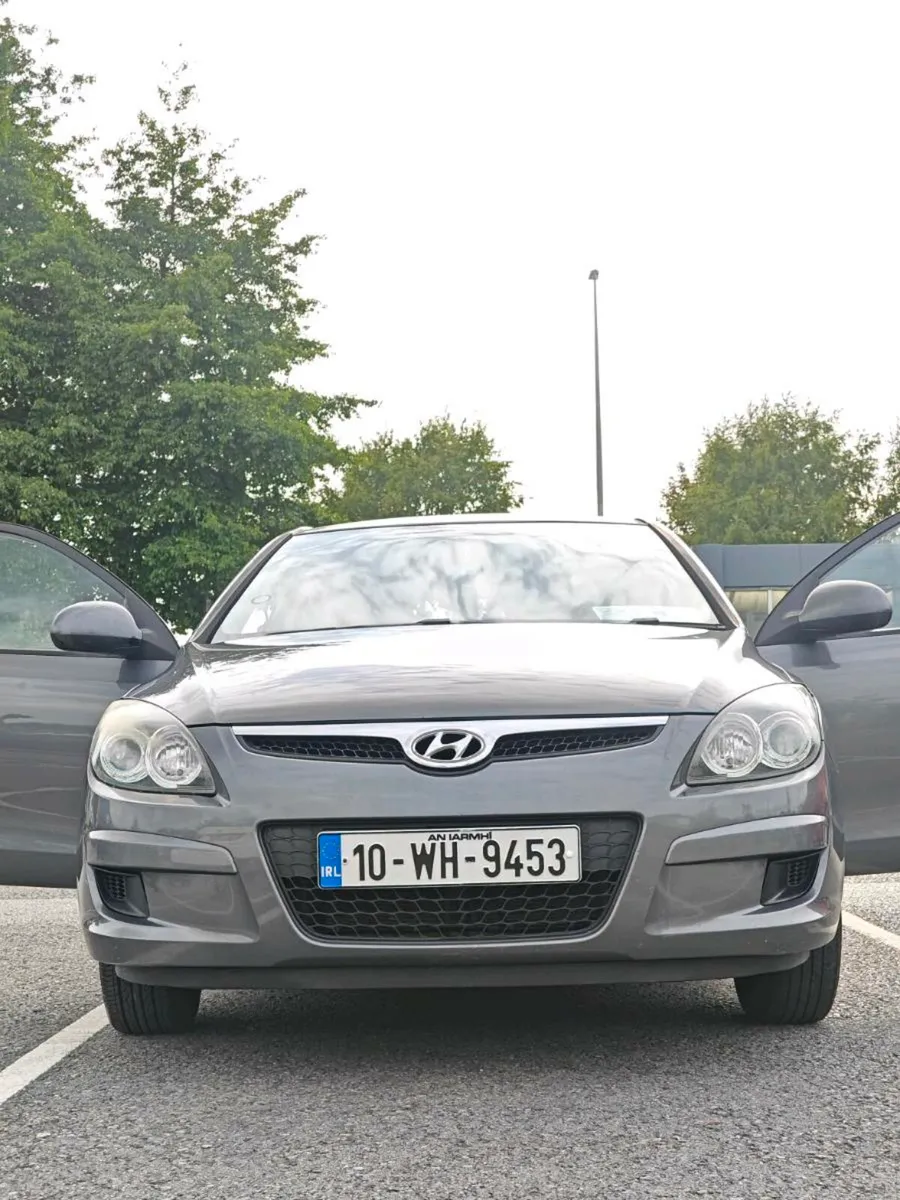 Car - Image 1