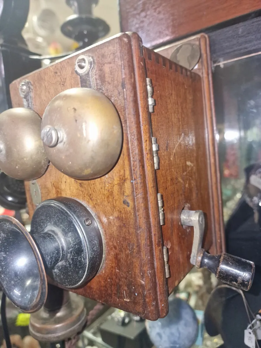 Antigue Phone - Image 3