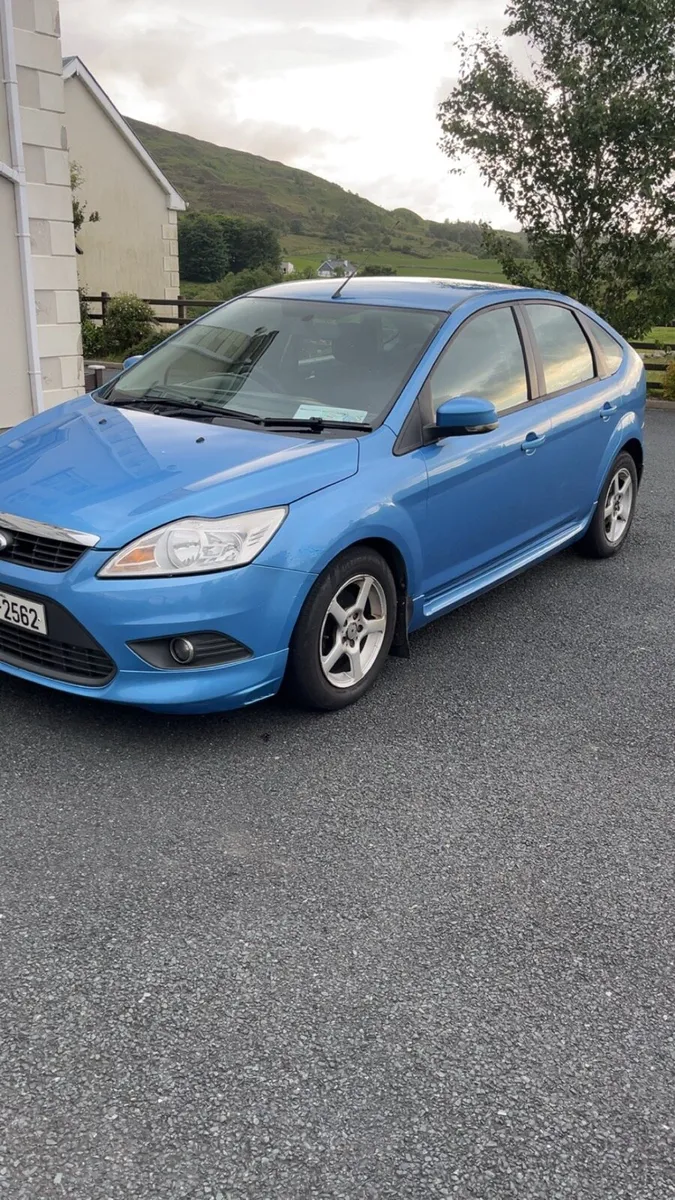 2009 Ford Focus - Image 1