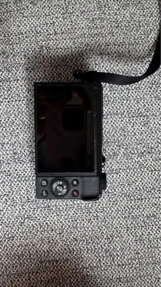Canon PowerShot G7 X Mark III Excellent Condition - Image 4