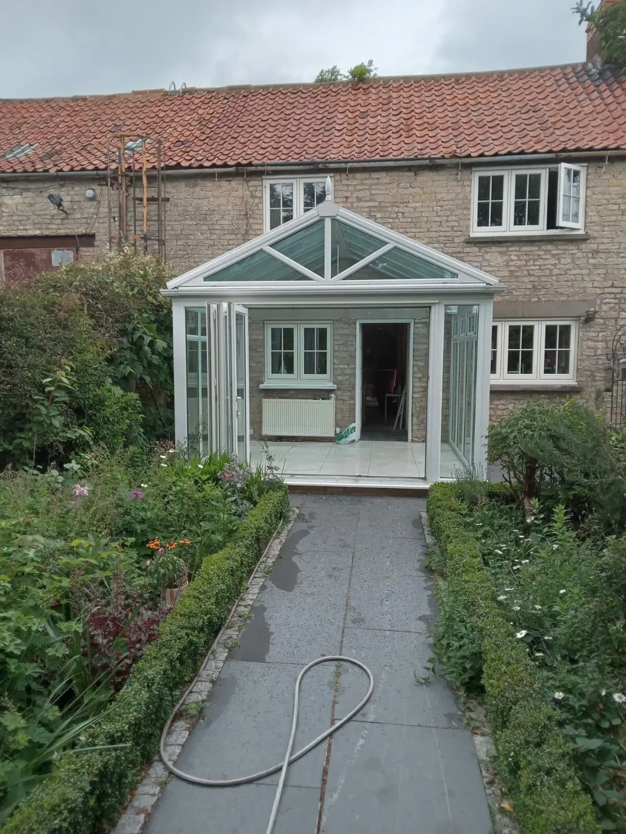 Conservatory/dismantled/bi fold - Image 2