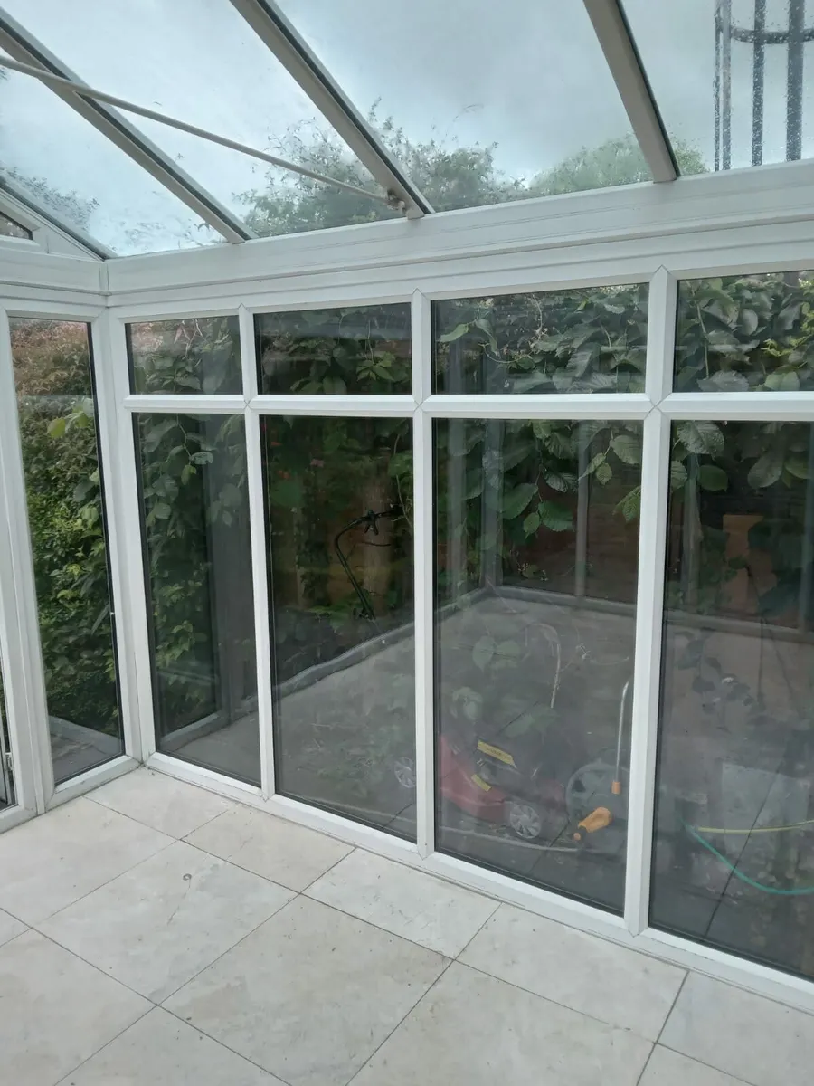 Conservatory/dismantled/bi fold - Image 4