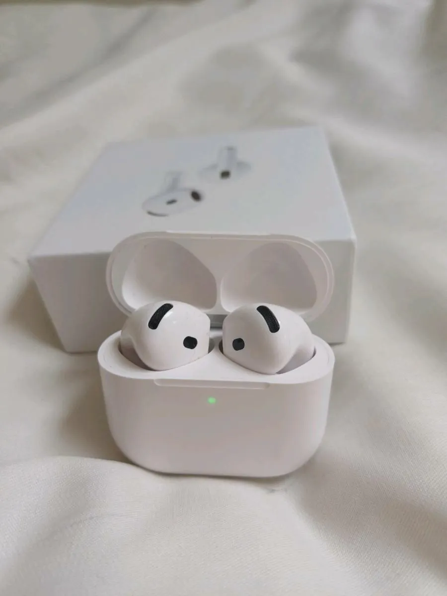 Apple Airpods Gen 4 (ANC) - Image 1