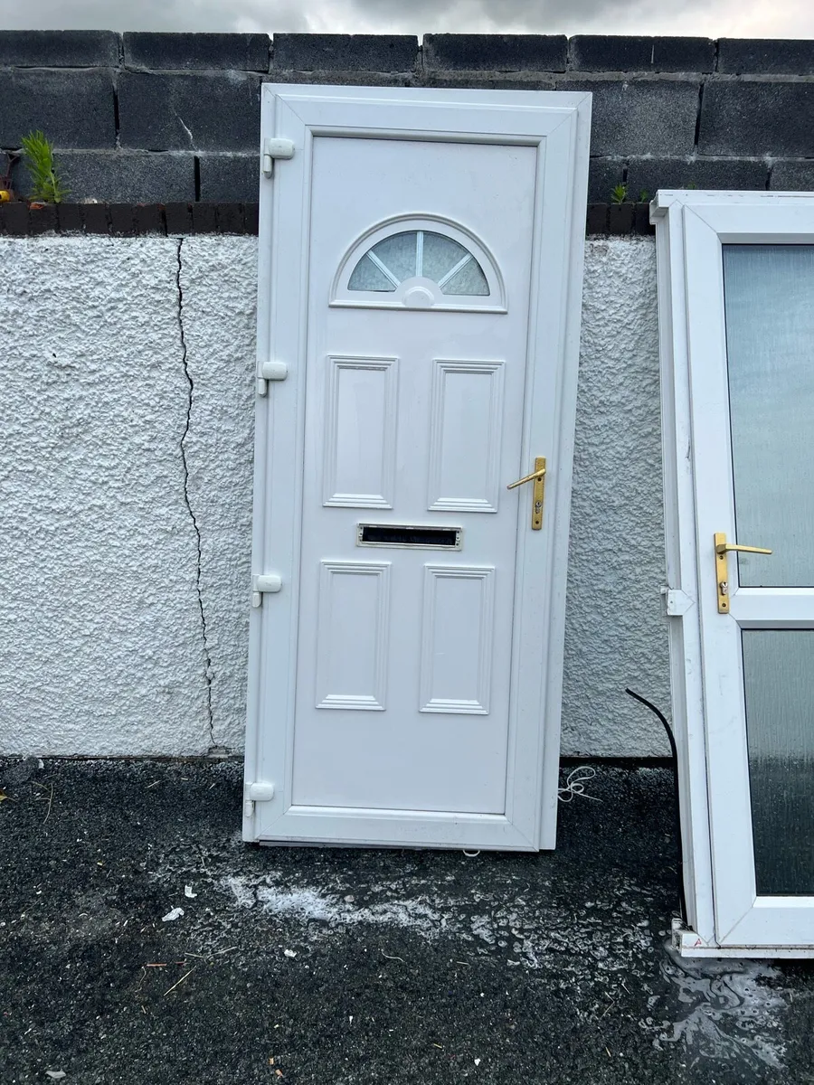 Pvc front door - Image 2