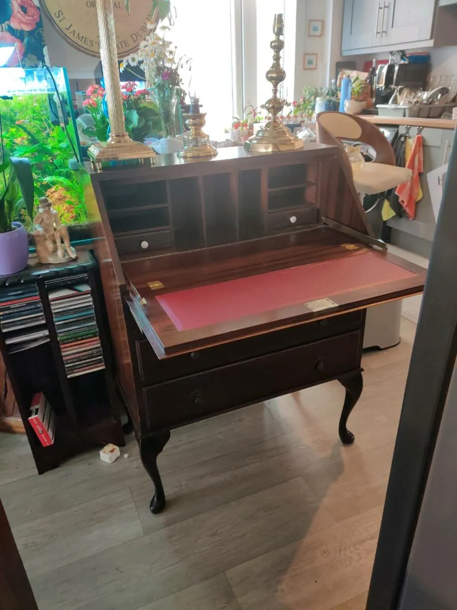 Mahogany bureau - Image 3