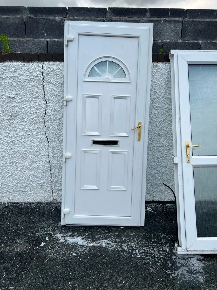Pvc front door - Image 3