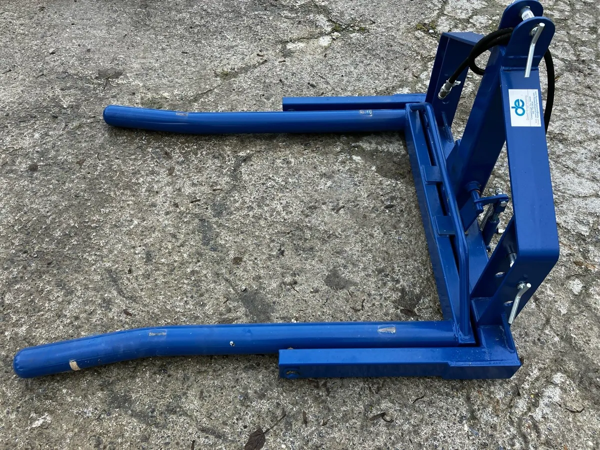 Dowd Single Bale lifter hydraulic latch - Image 2