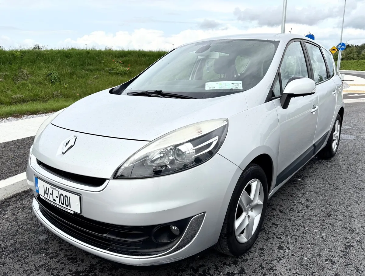 Renault Grand Scenic 2014  7 Seater - Image 2