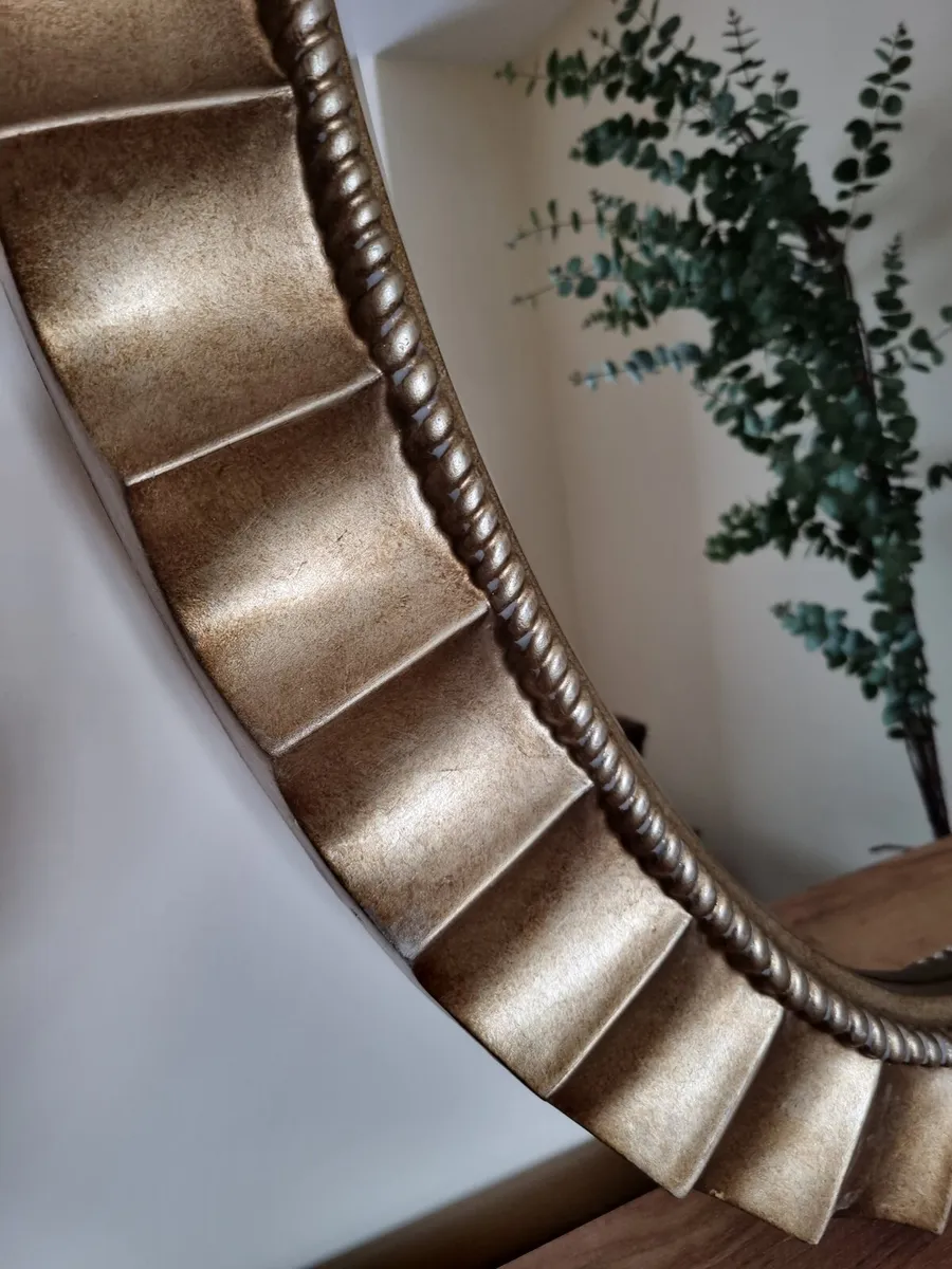 Gold oval large mirror 79 x 108cm - Image 2